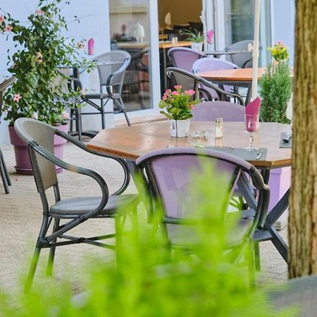 Hotel Restaurant Notre Dame آغينو المظهر الخارجي الصورة